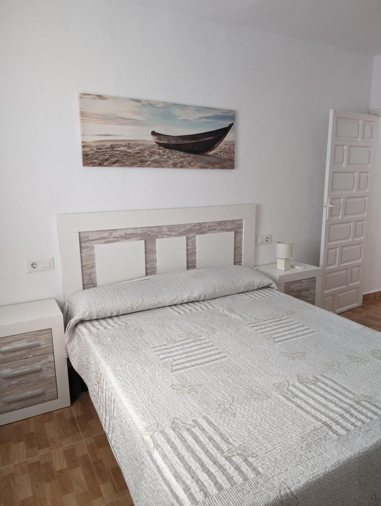 Apartamento A pocos pasos de la playa Agua Amarga  Habitación foto